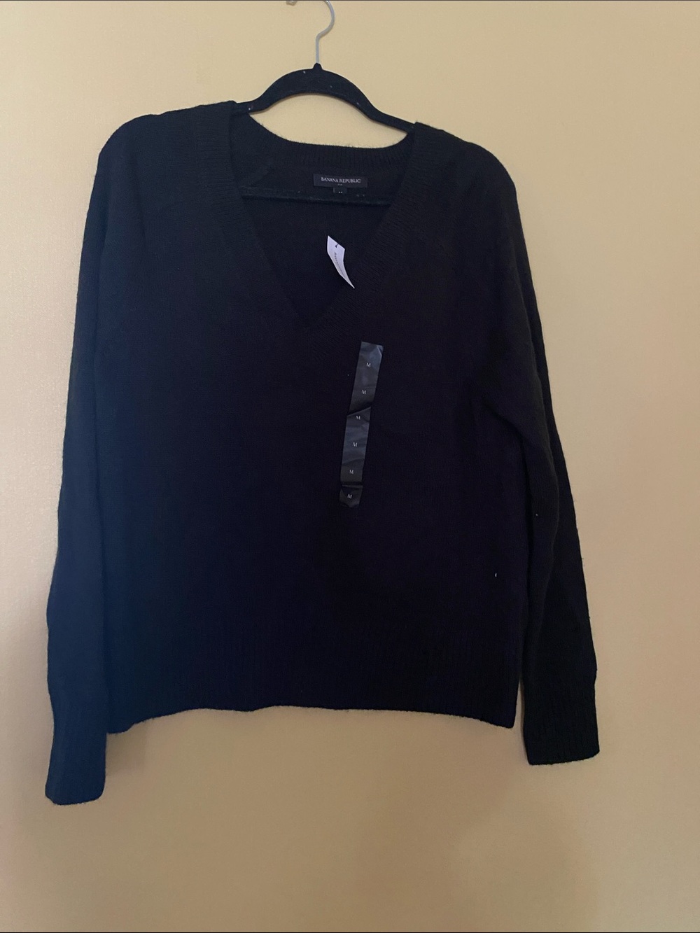 Banana Republic Factory V-Neck Black Sweater - Women's Classic Knit